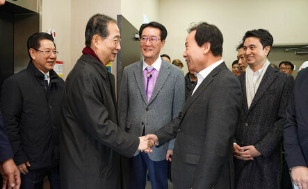 (11.18신항만) 해상풍력 간담회 및 해상풍력 전용 항만예정지 국무총리 시찰