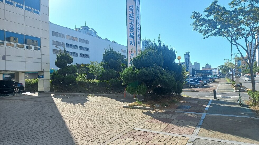 주차장  쪽 사진  24/08/30  오전 8시 22분