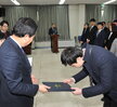 2,10일6급이하승진,신규,전보임용장전달 (4)