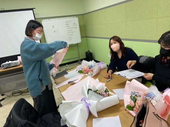 11월 목포청년 문화클럽 : 꽃으로 전하는 치유와 감동