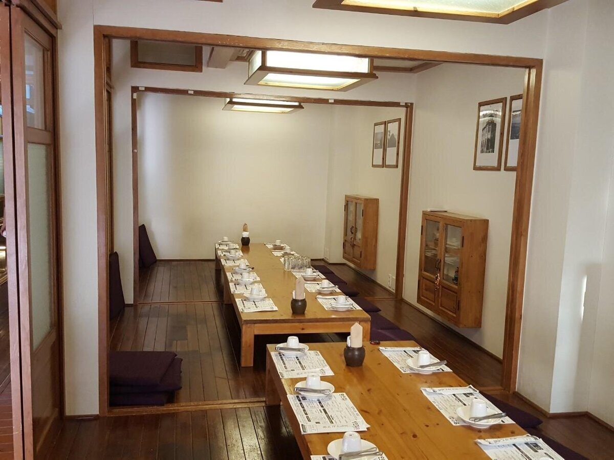 명인집 전경