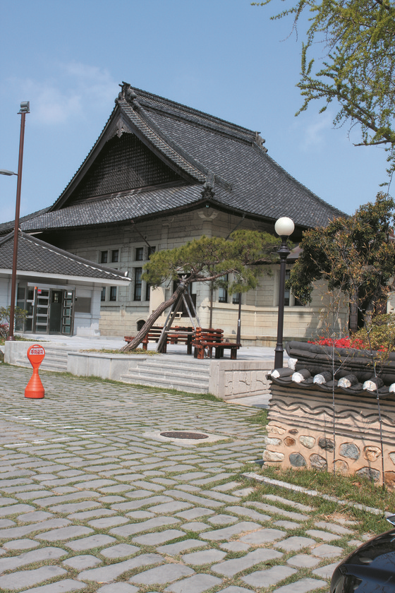오거리_문화센터_(2011년).png