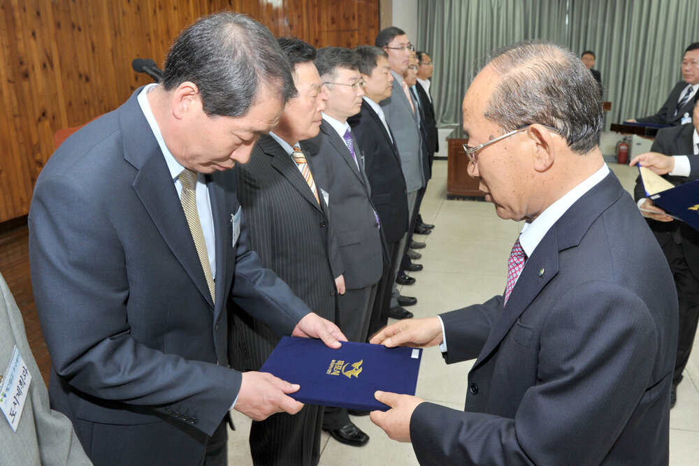 김윤석 건설.JPG