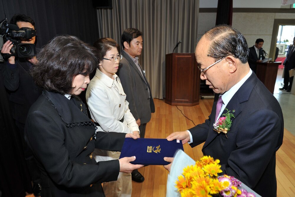목포문학상시상식03(2012,11,1,목포문학관).jpg