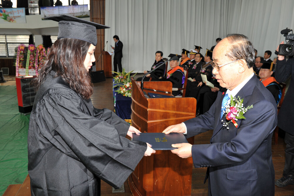 2012학년도해양대학교전기학위수여식03(2013,1,25,해양대).jpg