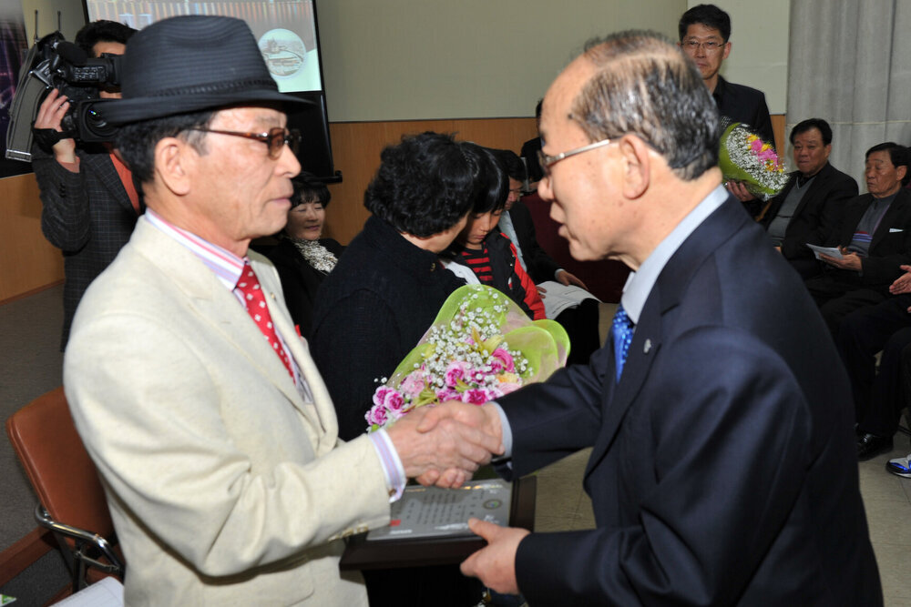 2013삼향,옥암동주민과의대화05(2013,2,27,농협하나로마트).jpg