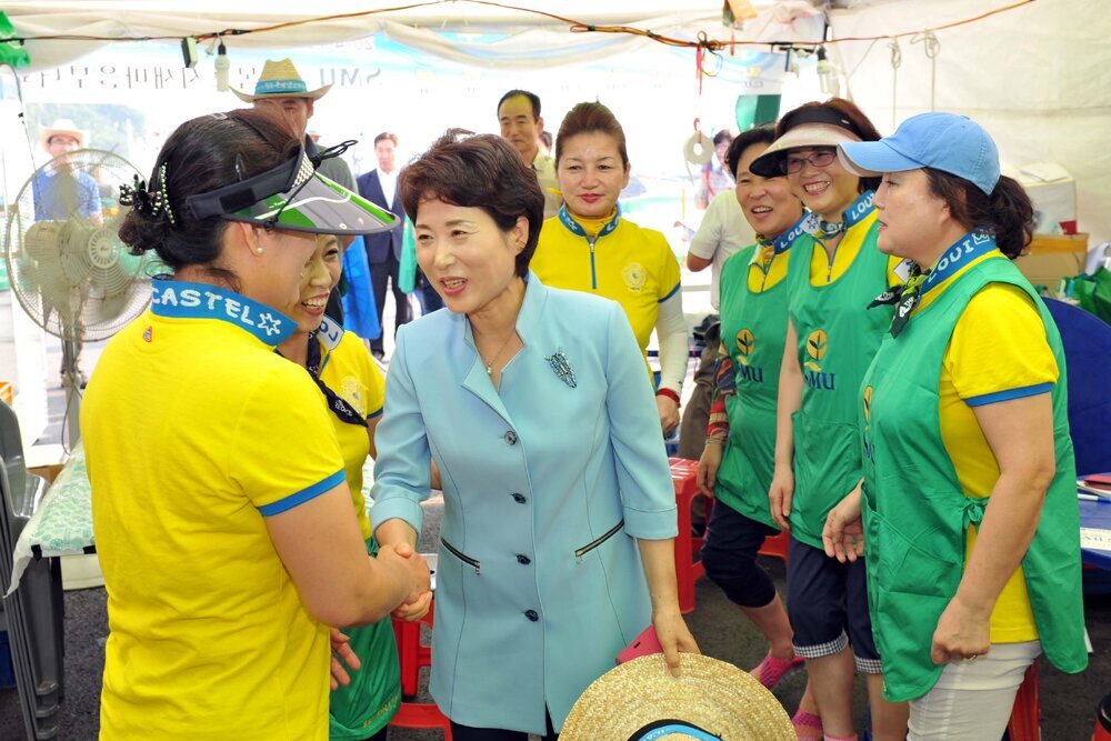 목포해양문화축제부스순회격려11(2014,8,5,동명동물양장).jpg