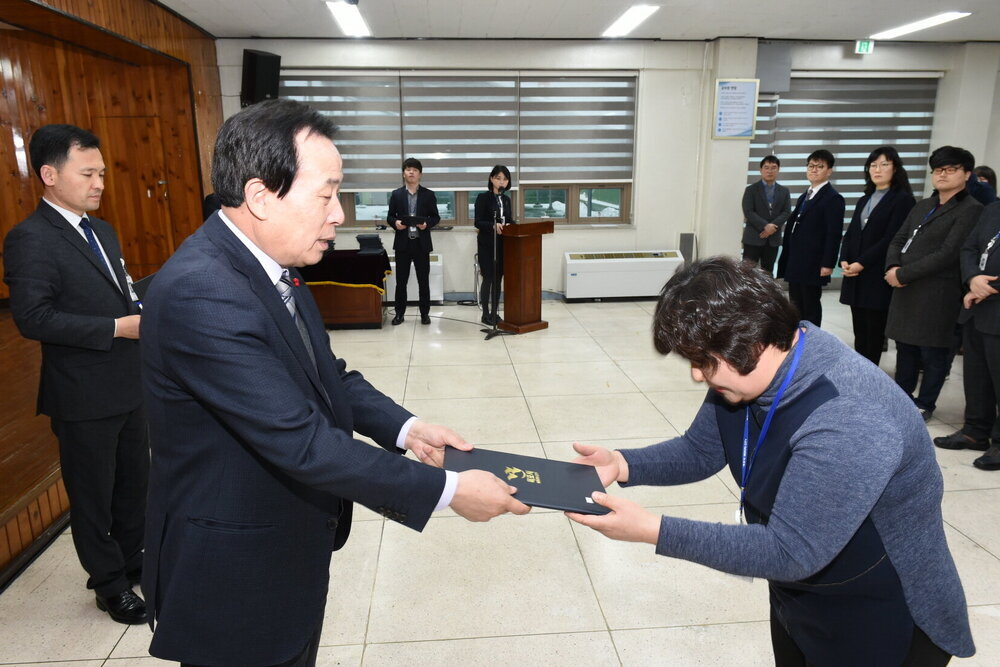 박홍률 목포시장 임용장 전달.