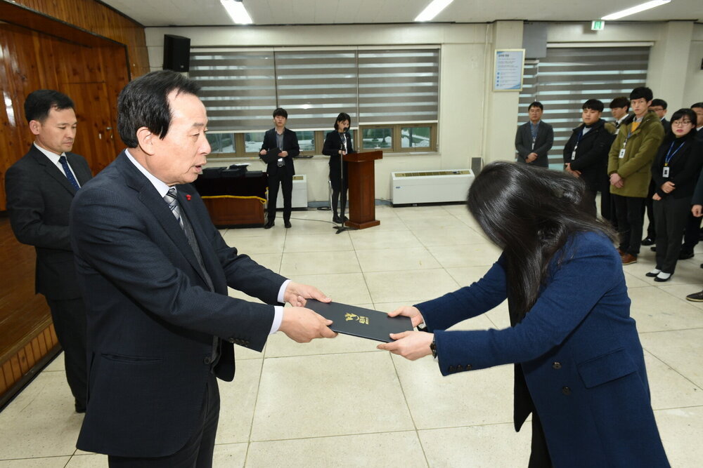 박홍률 목포시장 임용장 전달.