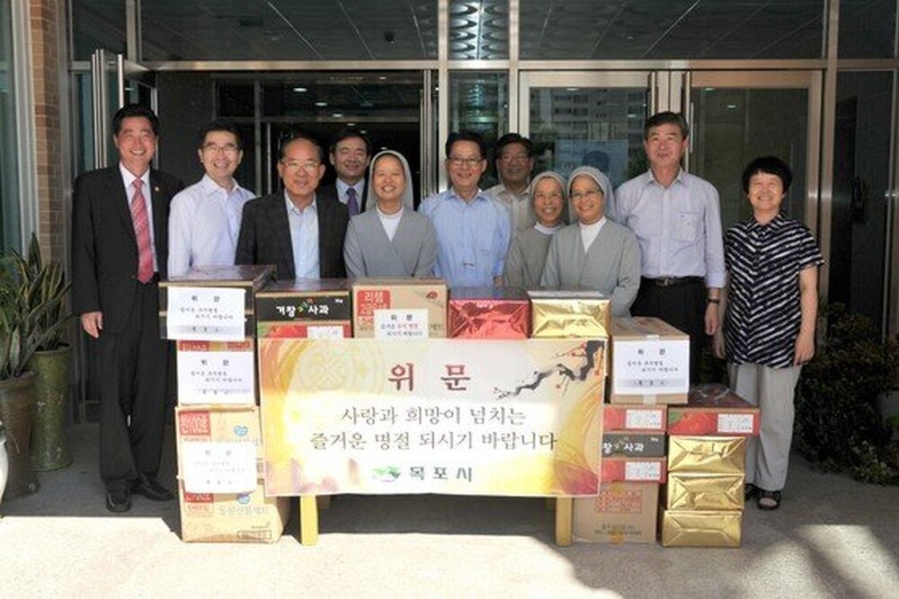 추석맞이사회복지시설위문(2010.9.18.경애원).jpg