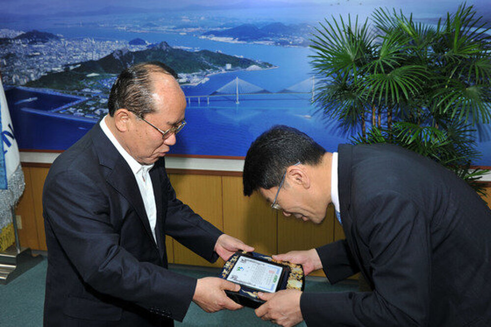 김영준목포보훈지청장이임유달회공로패전달01.jpg
