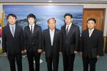 해양수산복합센터직원임용정교부05(2012,6,5,시장실).jpg