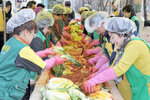 새마을회사랑의김장나누기행사07(2012,11,26,이마트목포점).jpg